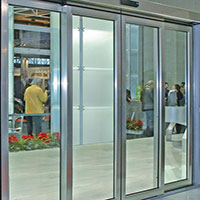 درب اتوماتیک کشویی تک لنگه شیشه ای line